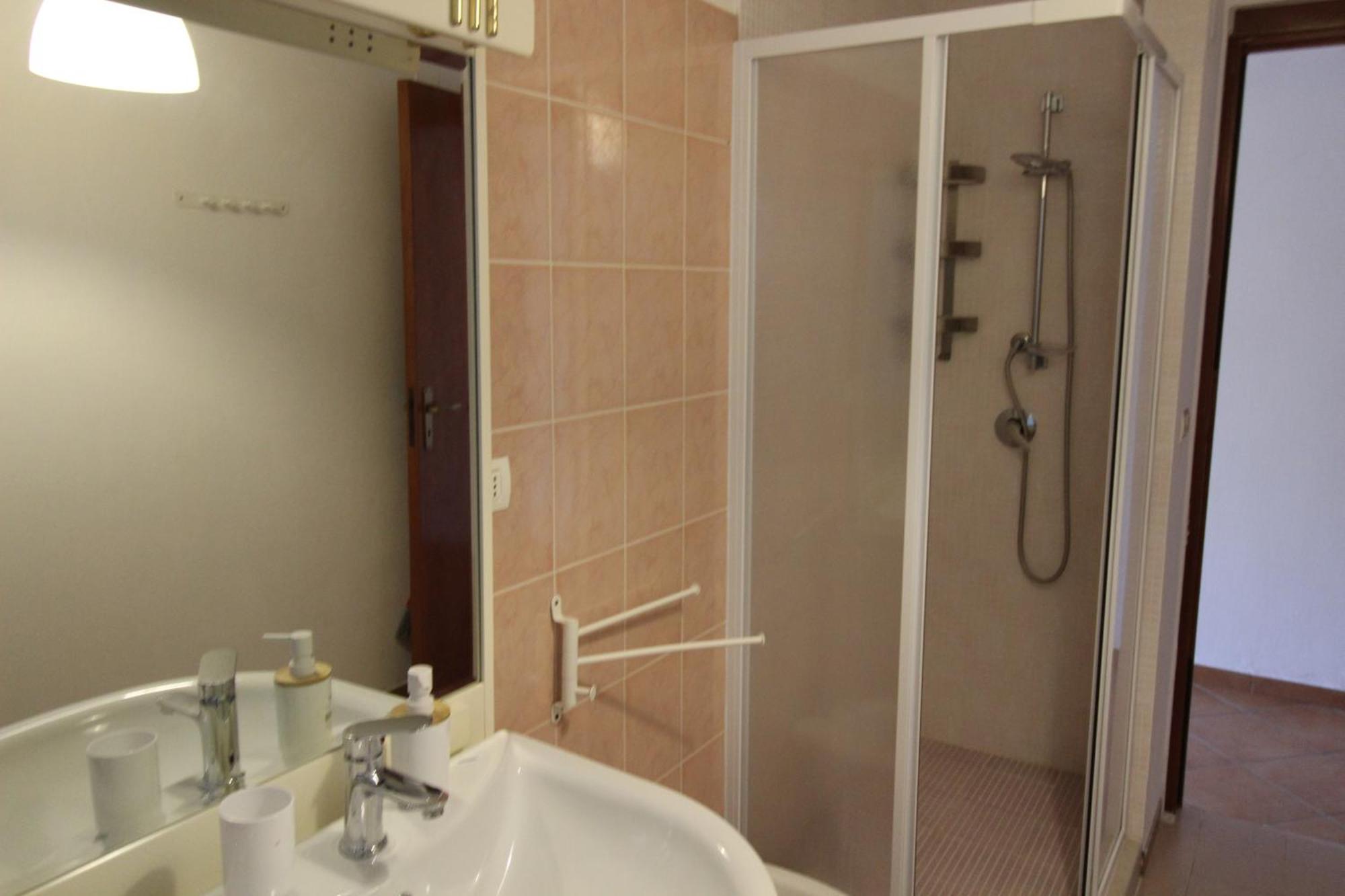 Apartment Anthiros Affitti Brevi