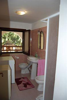 Apartment Anthiros Affitti Brevi